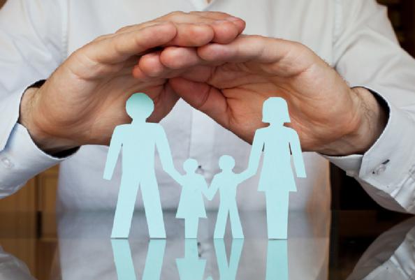 چرا بیمه تکمیلی منفعت زیادی برای ما دارد؟